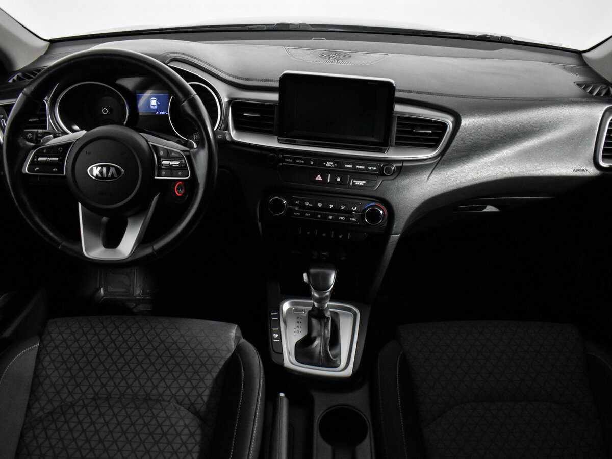 Kia Ceed с пробегом — 2019 год. Фото: #12