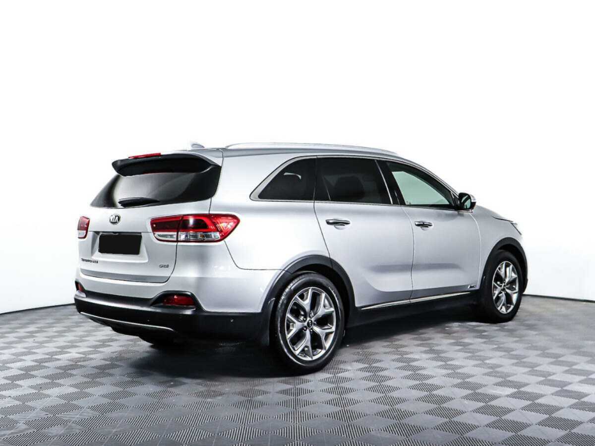 Kia Sorento с пробегом — 2017 год. Фото: #4