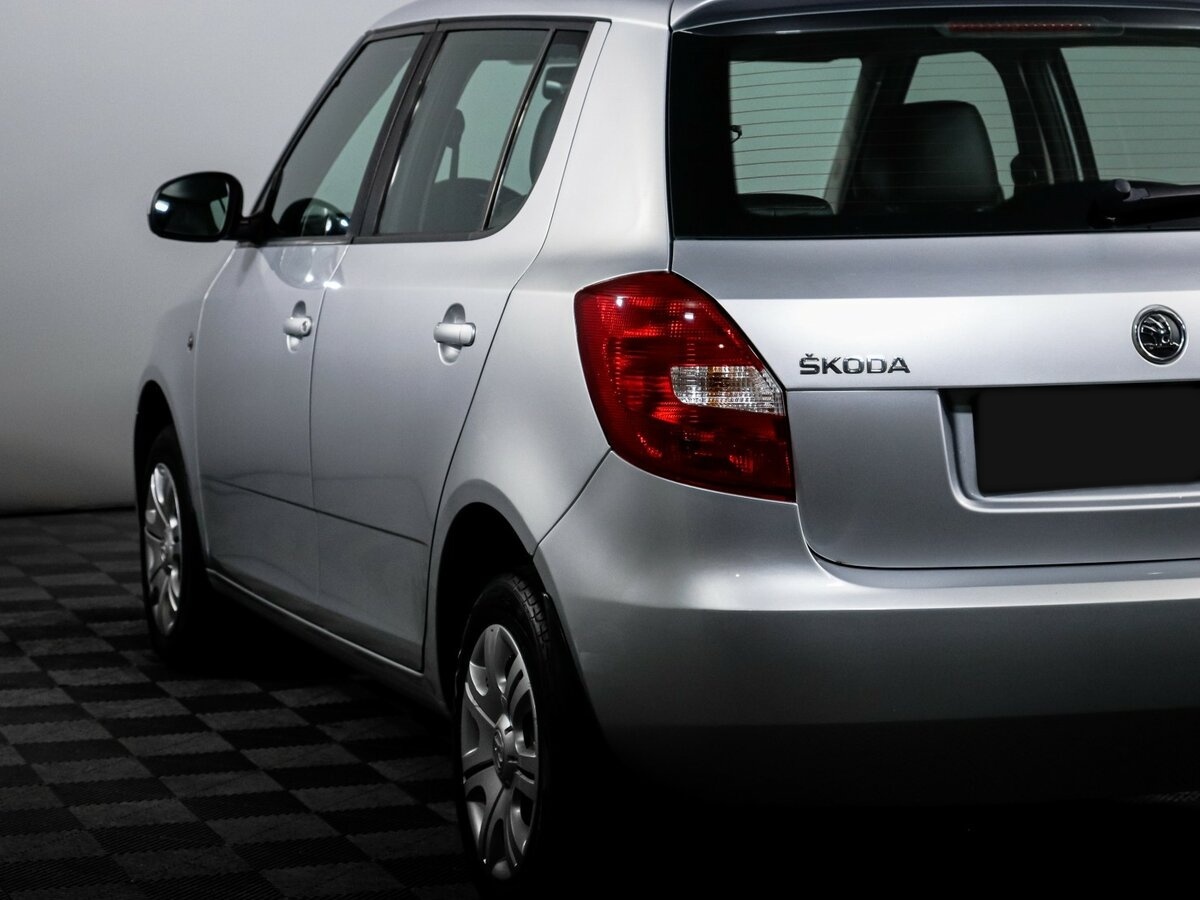 Skoda Fabia с пробегом — 2014 год. Фото: #14