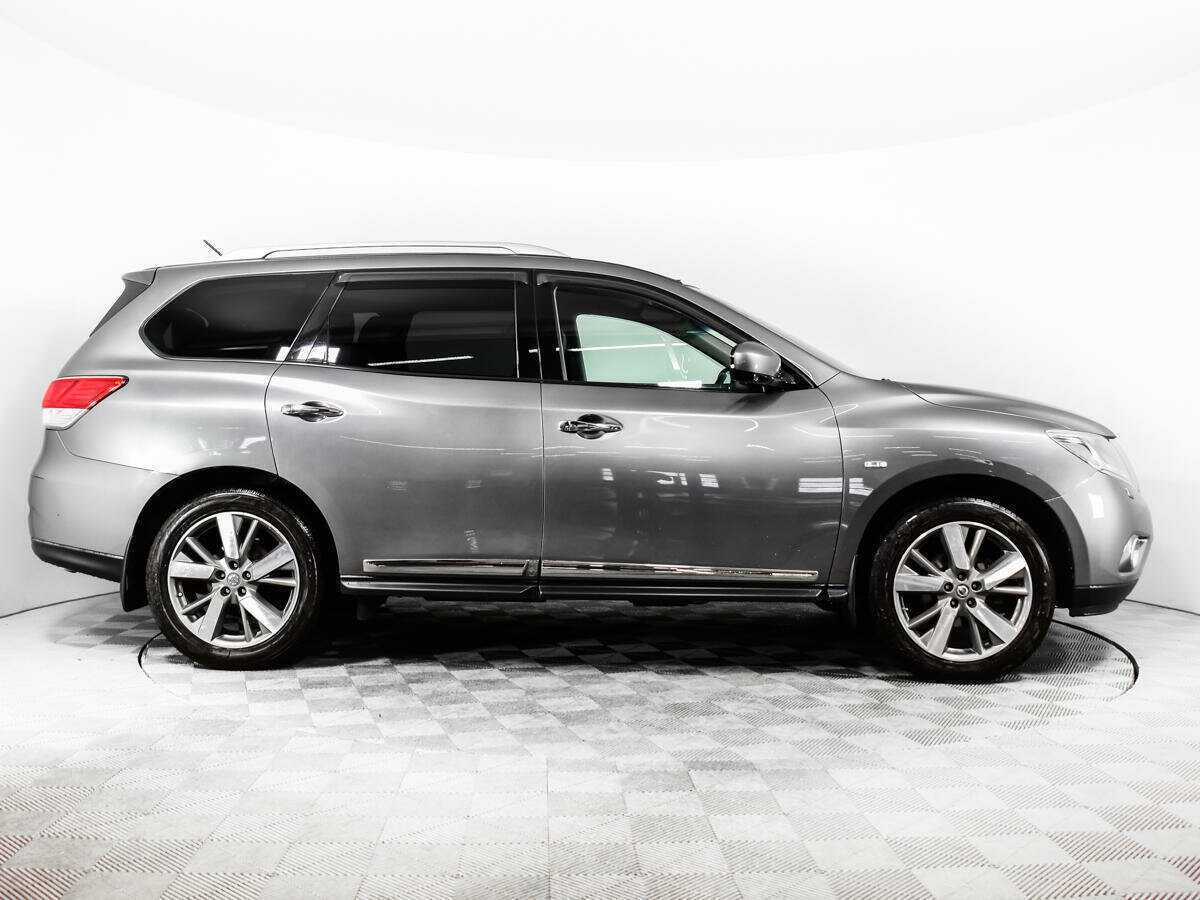 Nissan Pathfinder с пробегом — 2014 год. Фото: #3