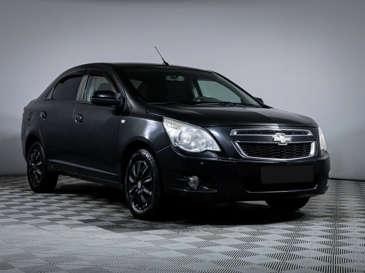Chevrolet Cobalt с пробегом — 2013 год. Фото: #2