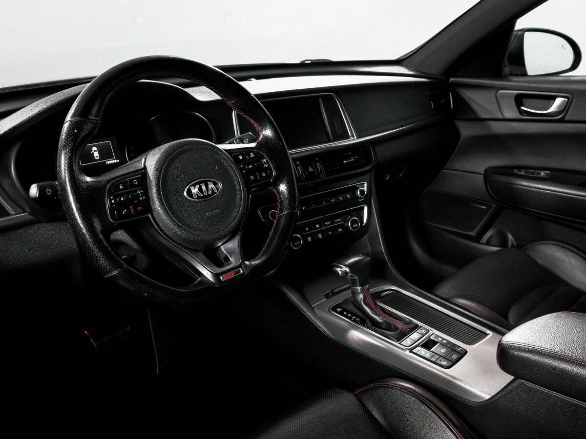 Kia Optima с пробегом — 2017 год. Фото: #10