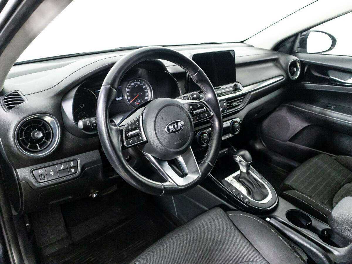 Kia Cerato с пробегом — 2019 год. Фото: #10