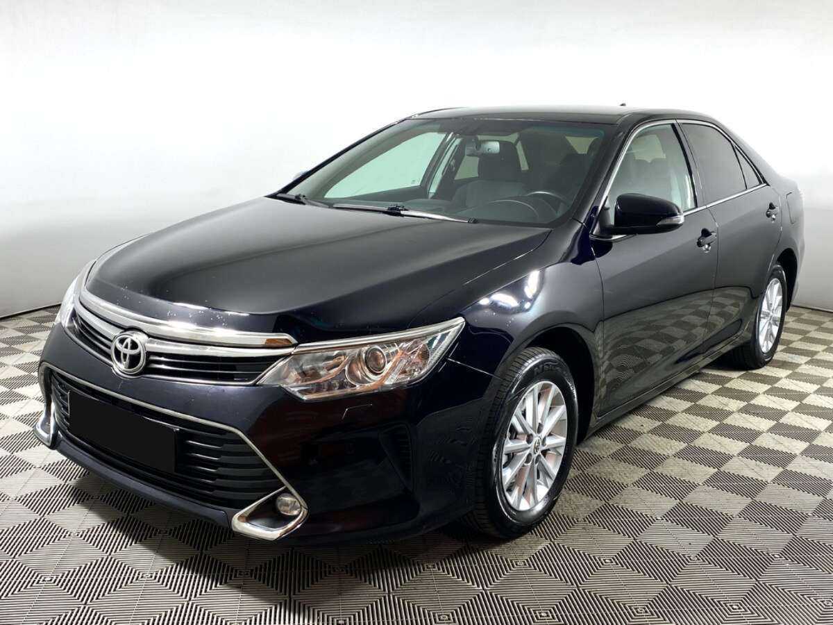 Toyota Camry с пробегом — 2017 год. Посмотреть фото