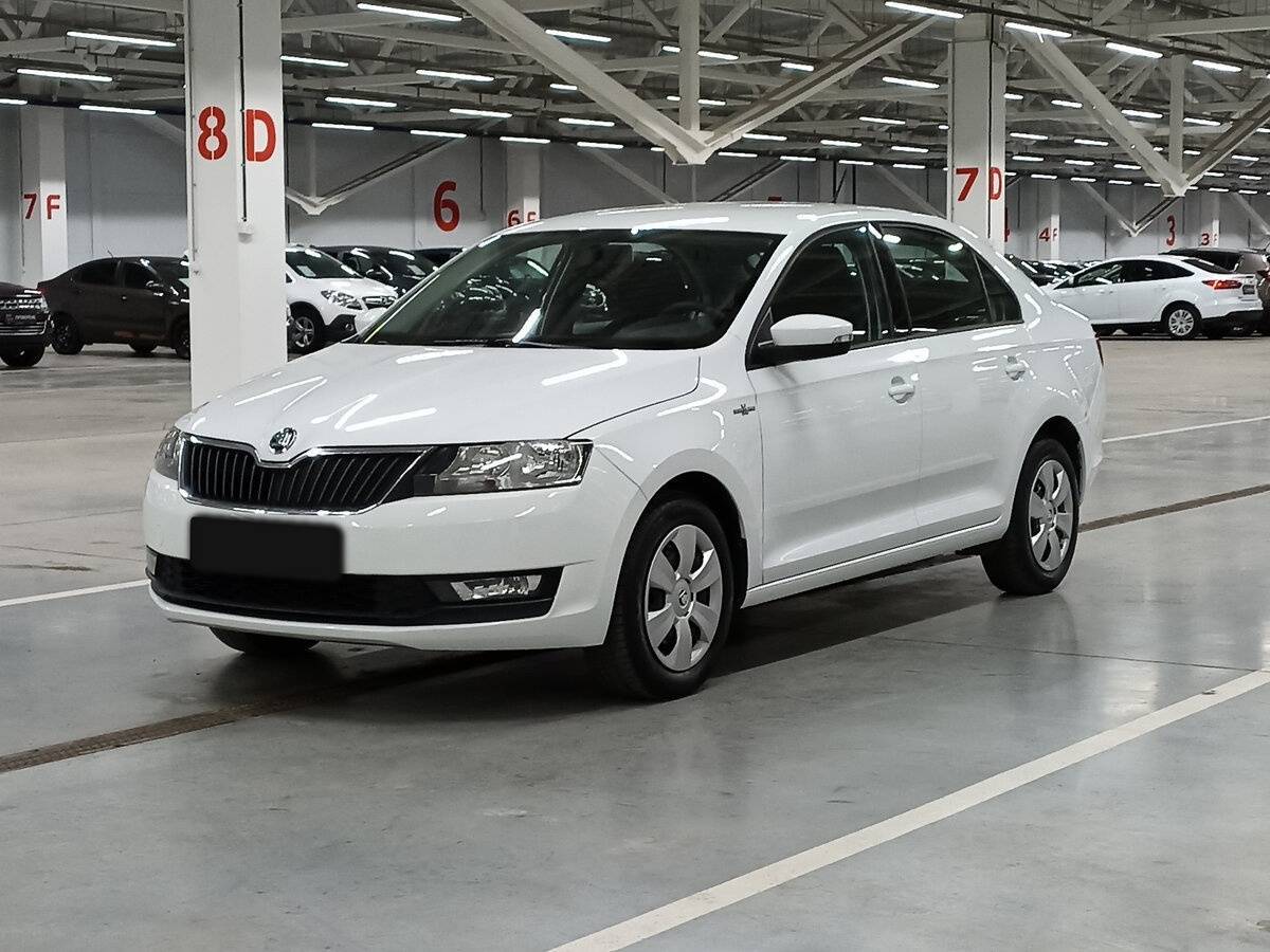 Skoda Rapid с пробегом — 2019 год. Фото: #0