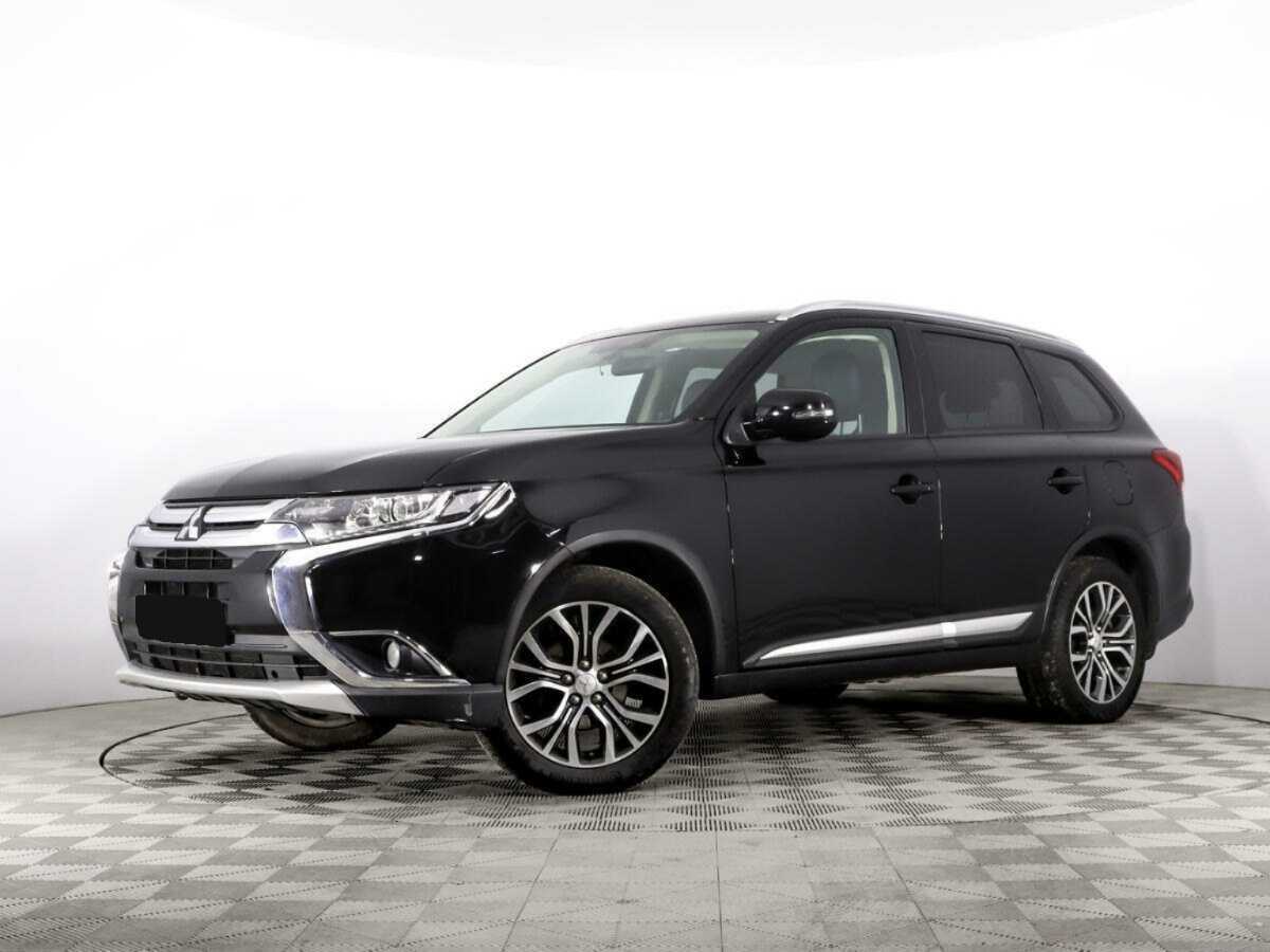 Mitsubishi Outlander с пробегом — 2017 год. Фото: #0
