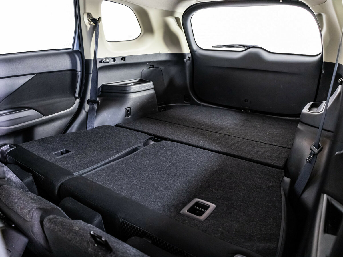 Mitsubishi Outlander с пробегом — 2019 год. Фото: #16