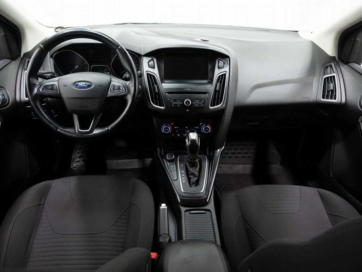 Ford Focus с пробегом — 2016 год. Фото: #12