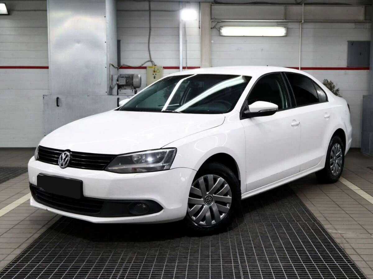 Volkswagen Jetta с пробегом — 2013 год. Фото: #0