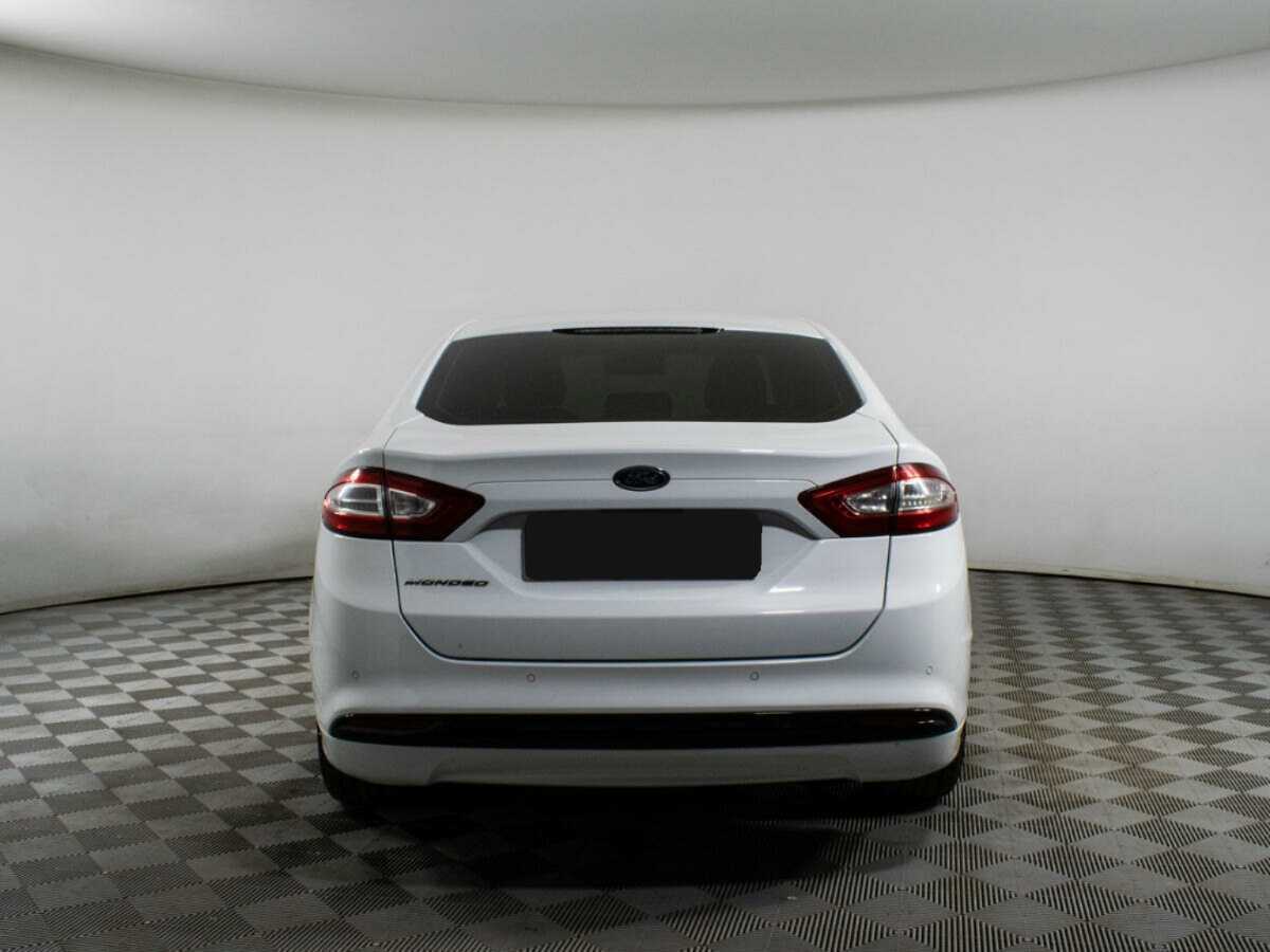 Ford Mondeo с пробегом — 2015 год. Фото: #5