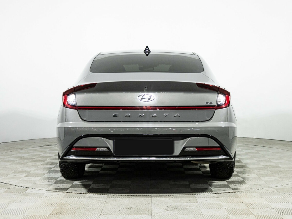 Hyundai Sonata с пробегом — 2019 год. Фото: #4