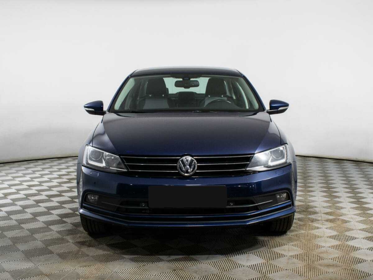 Volkswagen Jetta с пробегом — 2015 год. Фото: #1