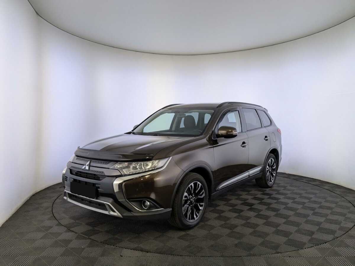 Mitsubishi Outlander с пробегом — 2022 год. Фото: #0