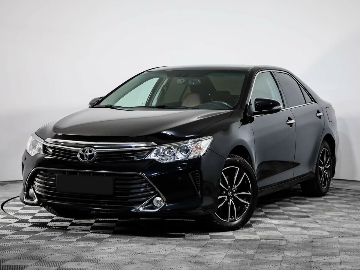 Toyota Camry с пробегом — 2016 год. Посмотреть фото
