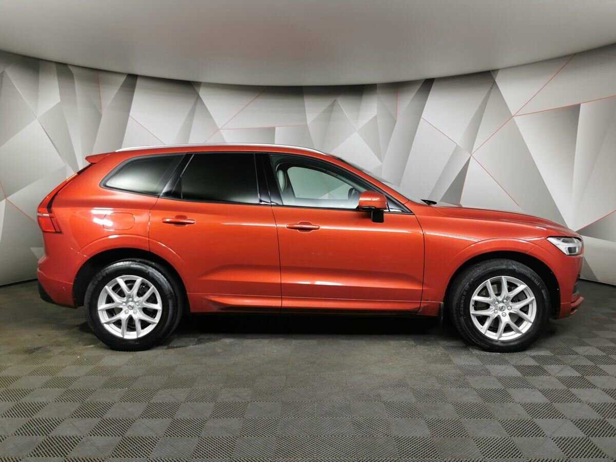 Volvo XC60 с пробегом — 2018 год. Фото: #5