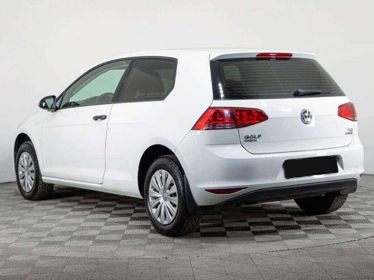 Volkswagen Golf с пробегом — 2013 год. Фото: #6