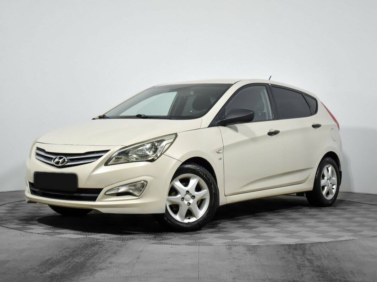 Hyundai Solaris с пробегом — 2015 год. Фото: #0
