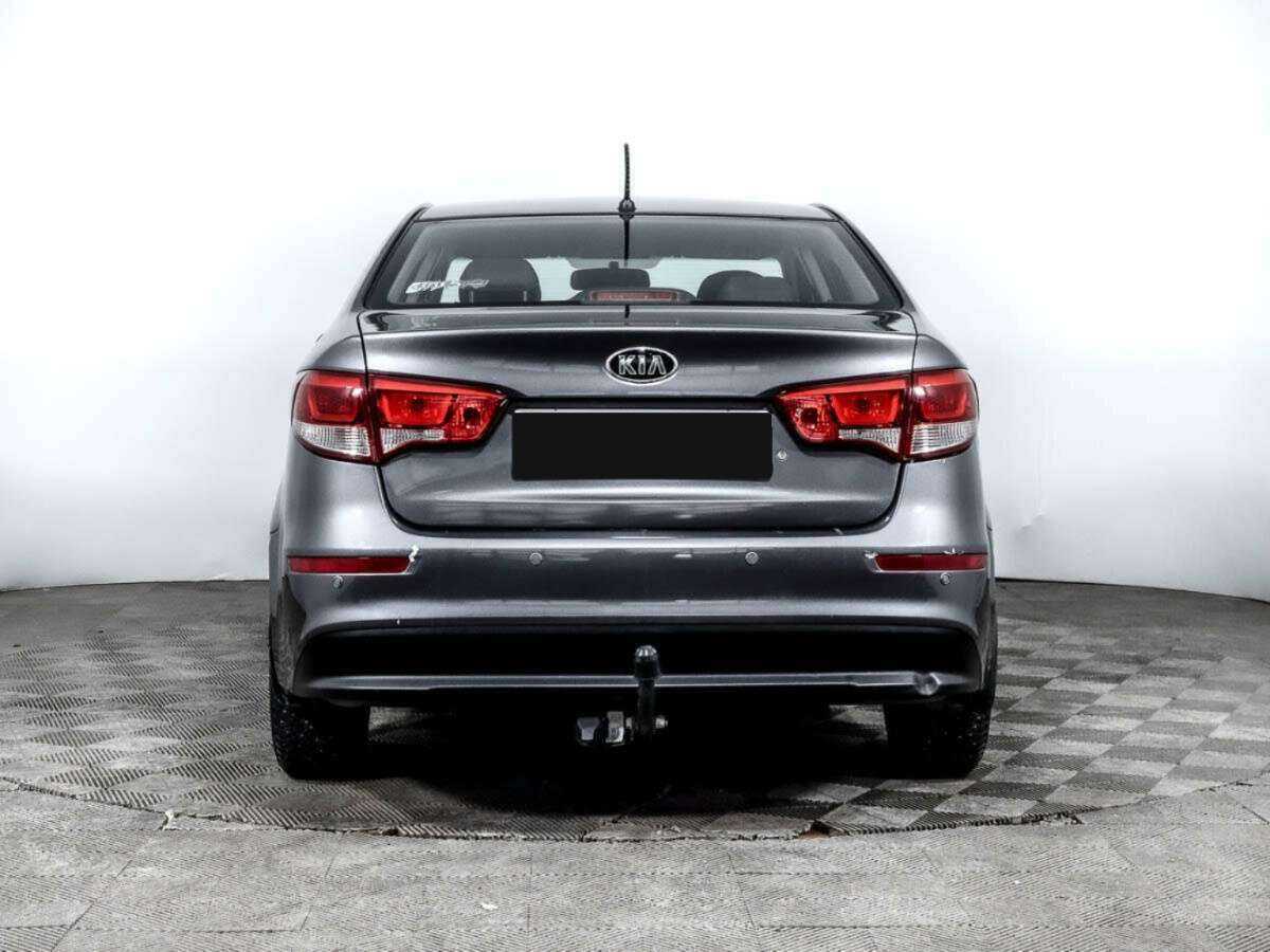 Kia Rio с пробегом — 2015 год. Фото: #4