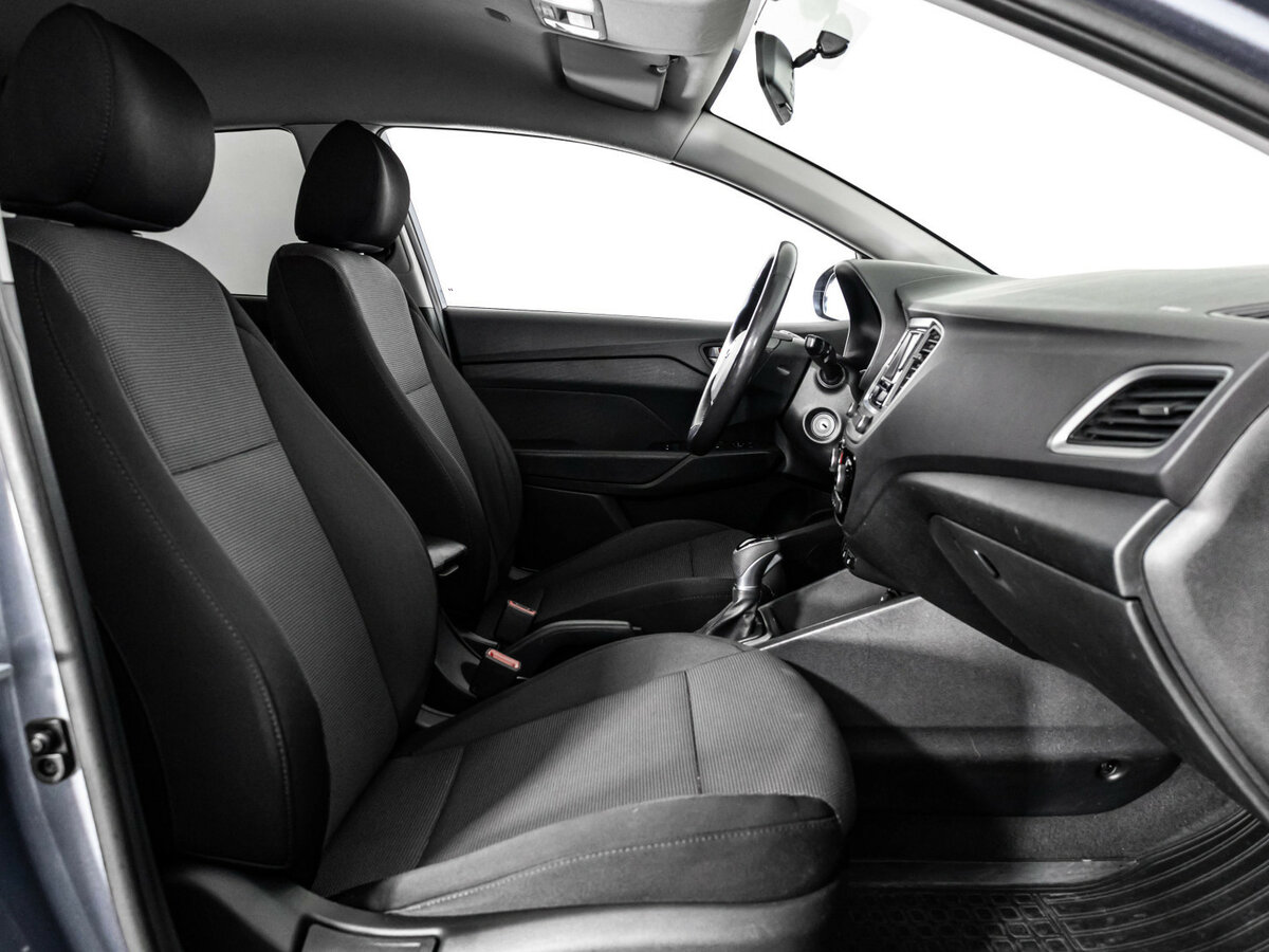 Hyundai Solaris с пробегом — 2017 год. Фото: #15