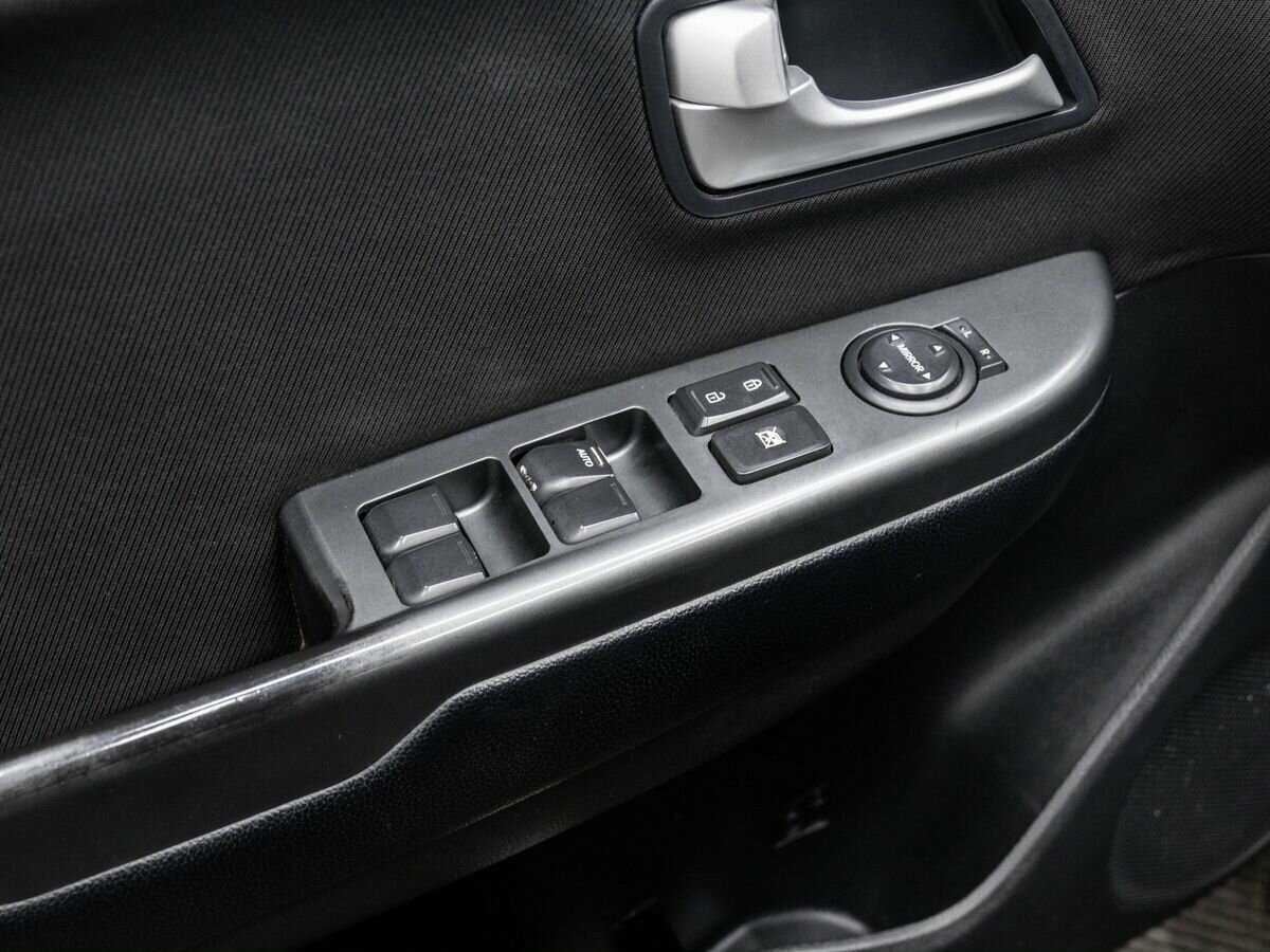 Kia Rio с пробегом — 2013 год. Фото: #16