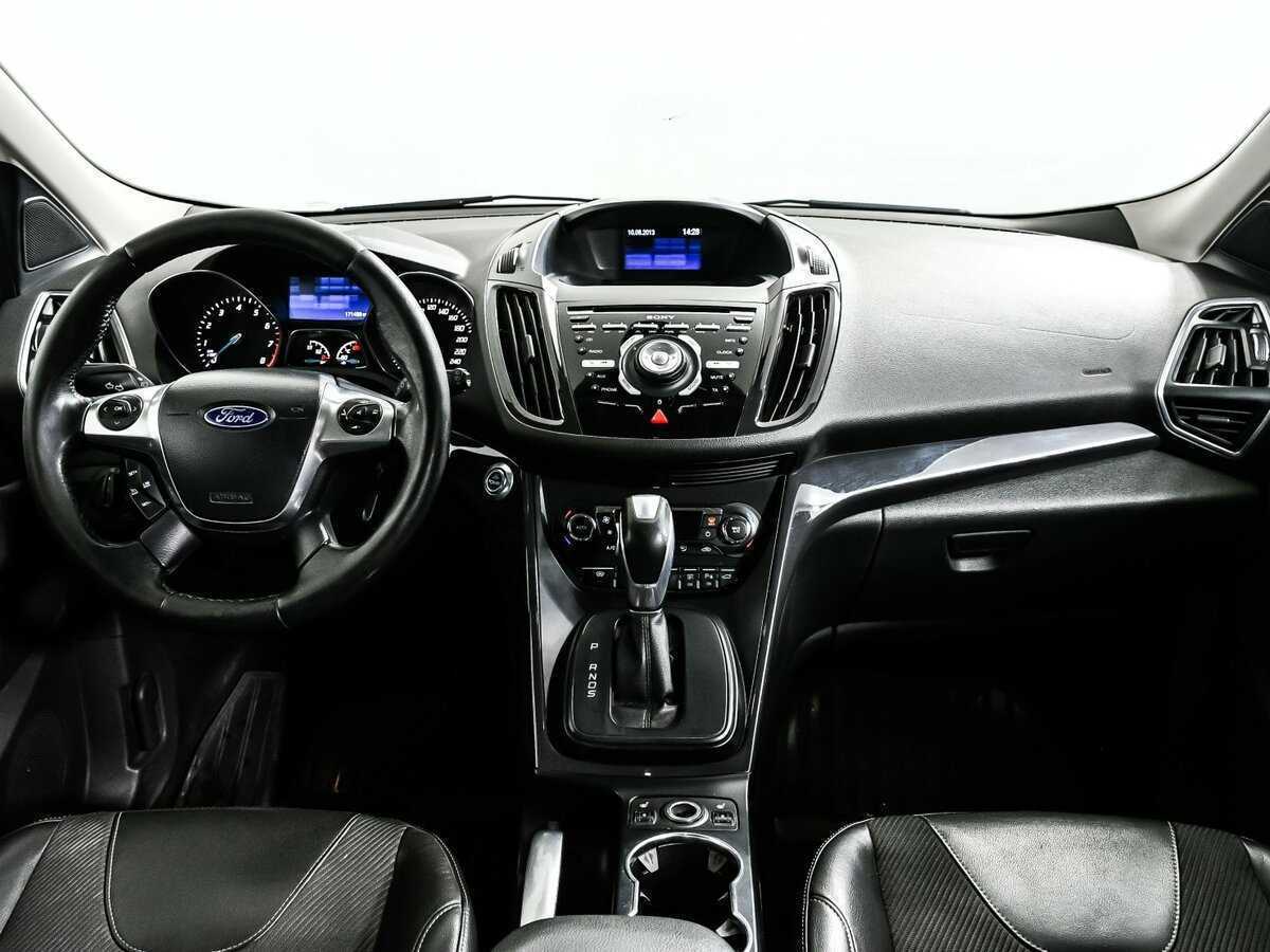 Ford Kuga с пробегом — 2013 год. Фото: #10