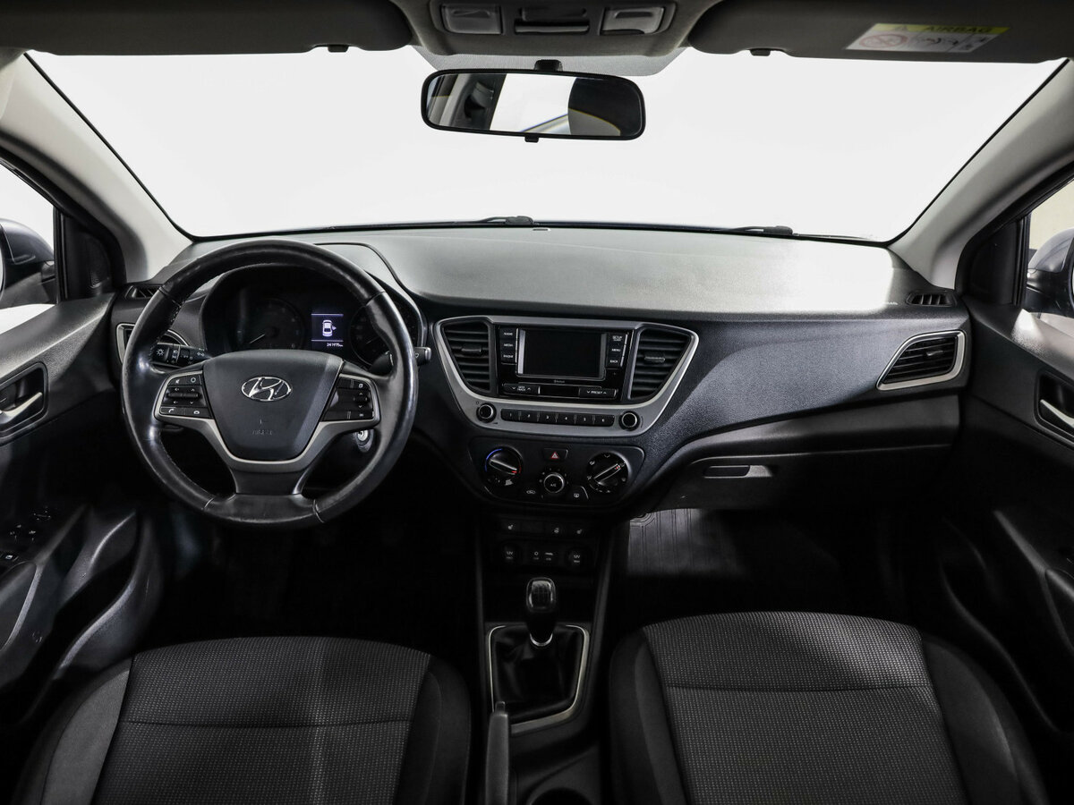 Hyundai Solaris с пробегом — 2018 год. Фото: #6