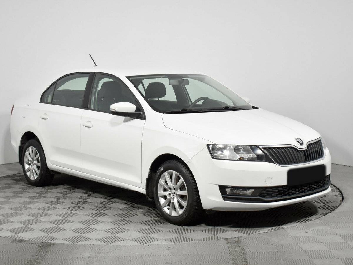 Skoda Rapid с пробегом — 2018 год. Фото: #2