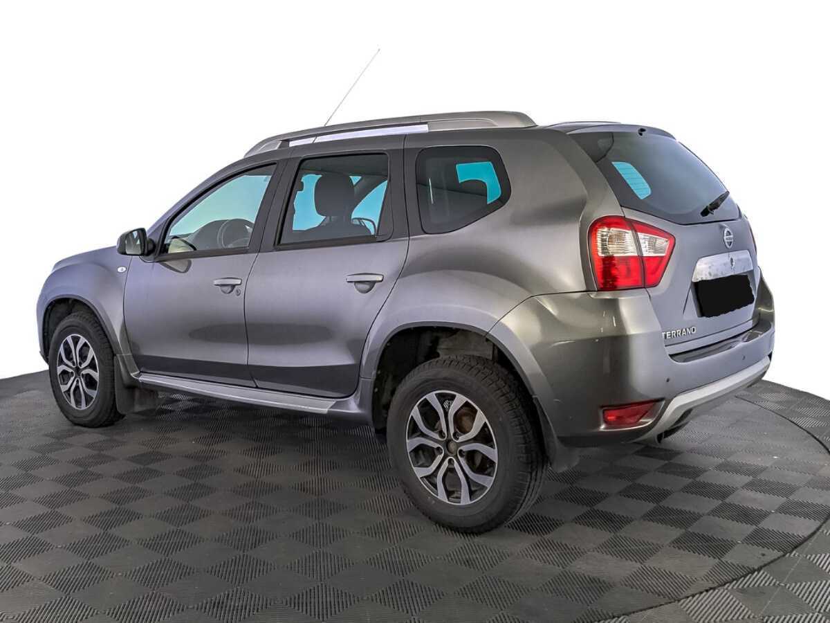 Nissan Terrano с пробегом — 2015 год. Фото: #6