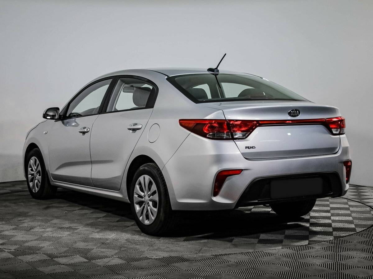 Kia Rio с пробегом — 2020 год. Фото: #5
