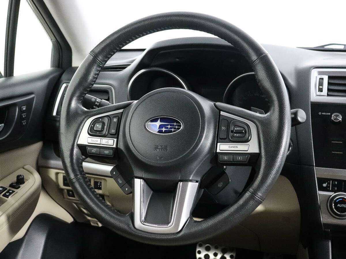 Subaru Outback с пробегом — 2017 год. Фото: #12