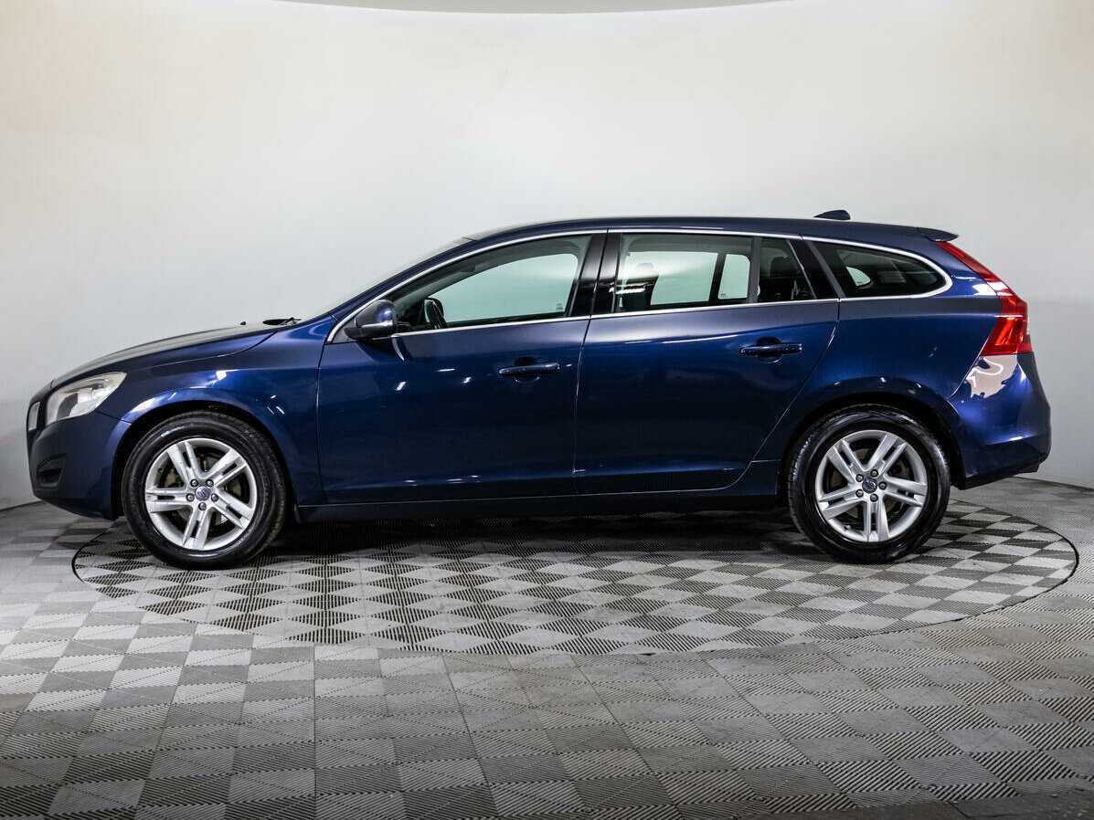 Volvo V60 с пробегом — 2012 год. Фото: #7