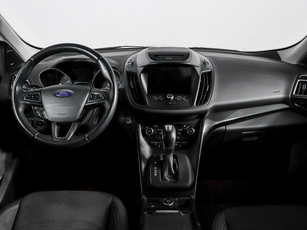 Ford Kuga с пробегом — 2018 год. Фото: #9