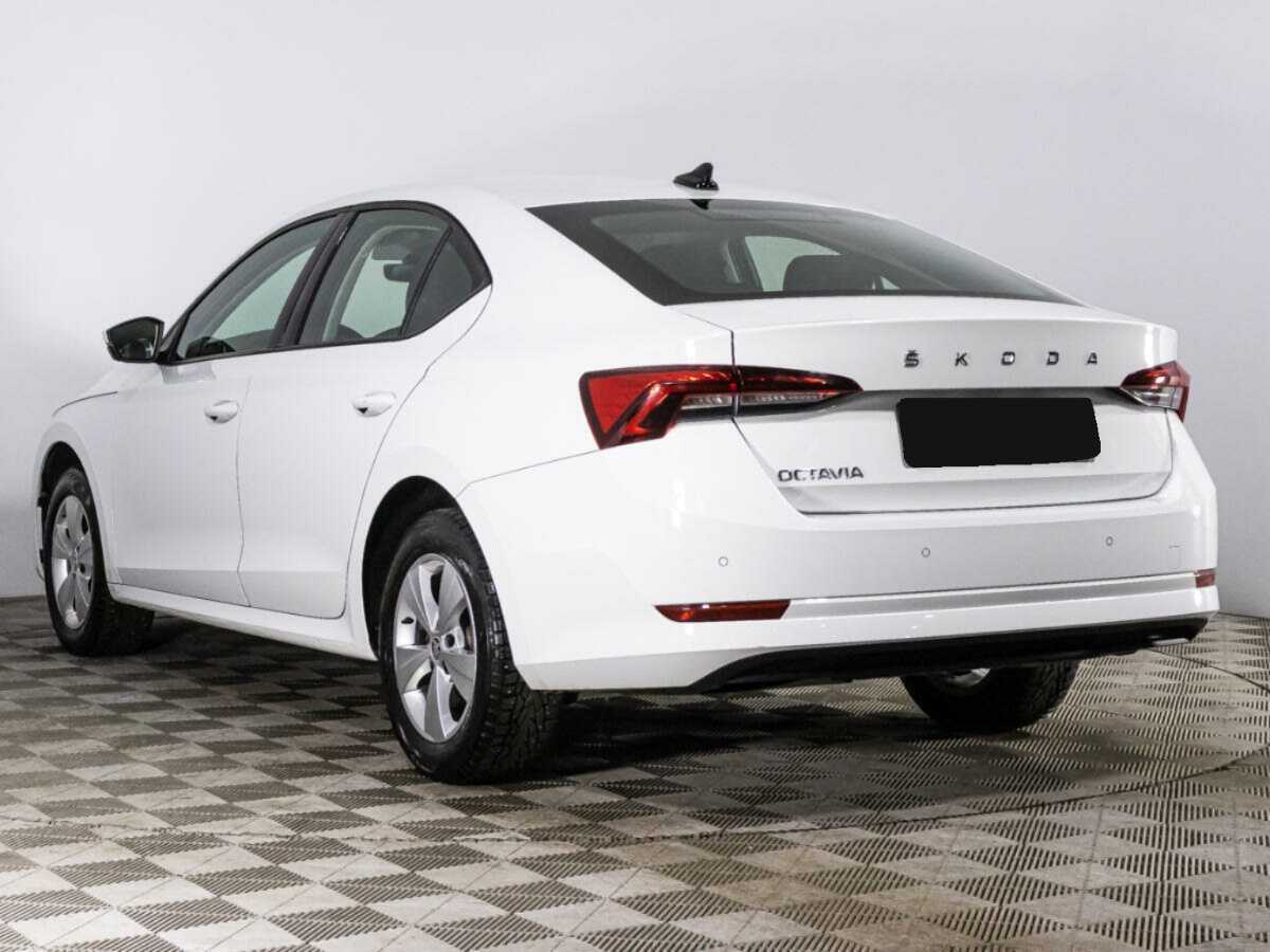 Skoda Octavia с пробегом — 2021 год. Фото: #6
