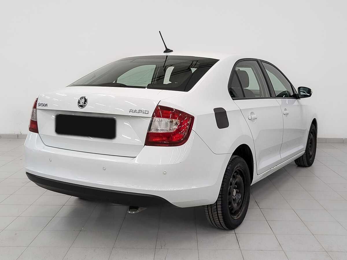 Skoda Rapid с пробегом — 2019 год. Фото: #4