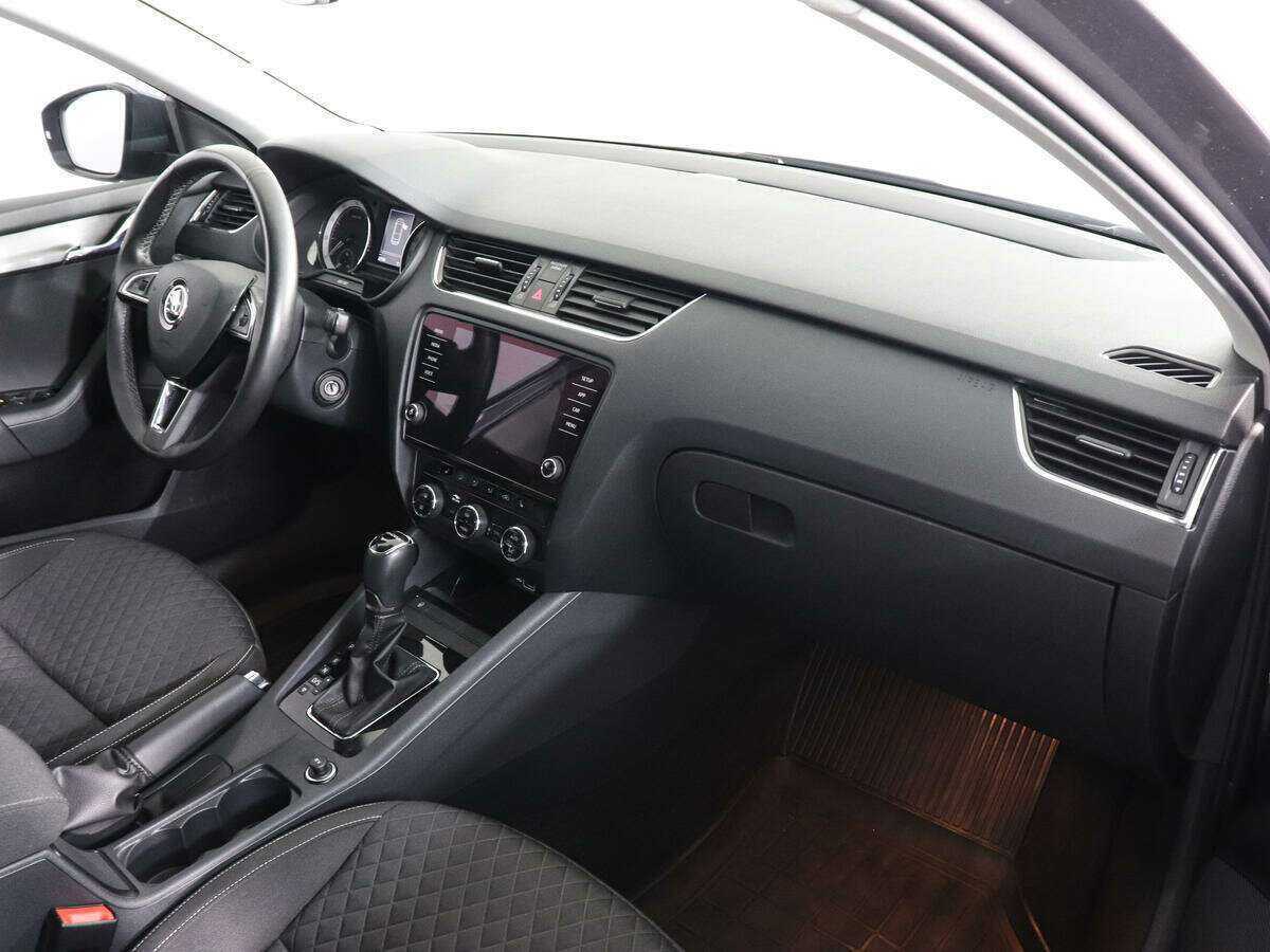 Skoda Octavia с пробегом — 2018 год. Фото: #9