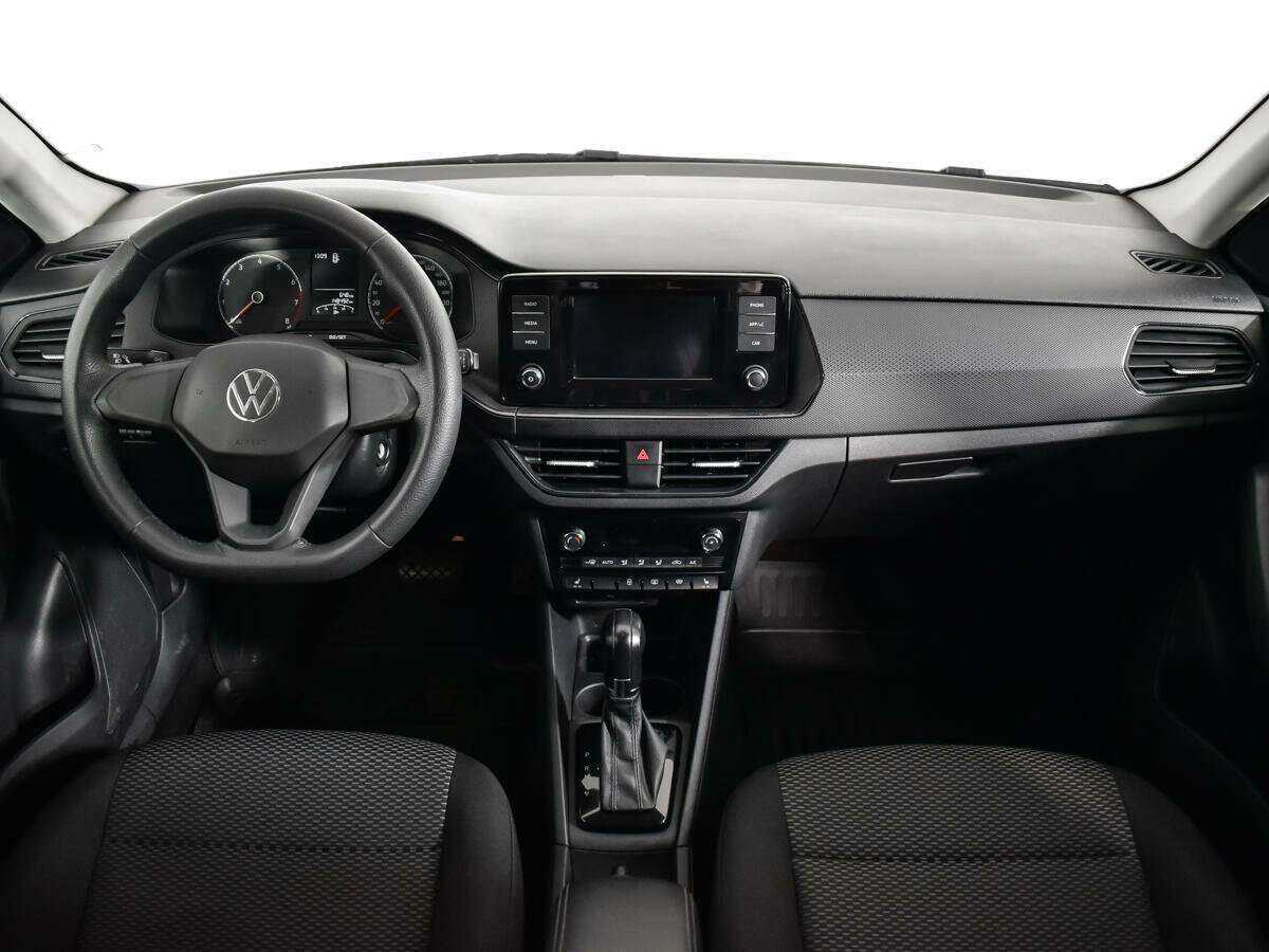 Volkswagen Polo с пробегом — 2021 год. Фото: #11