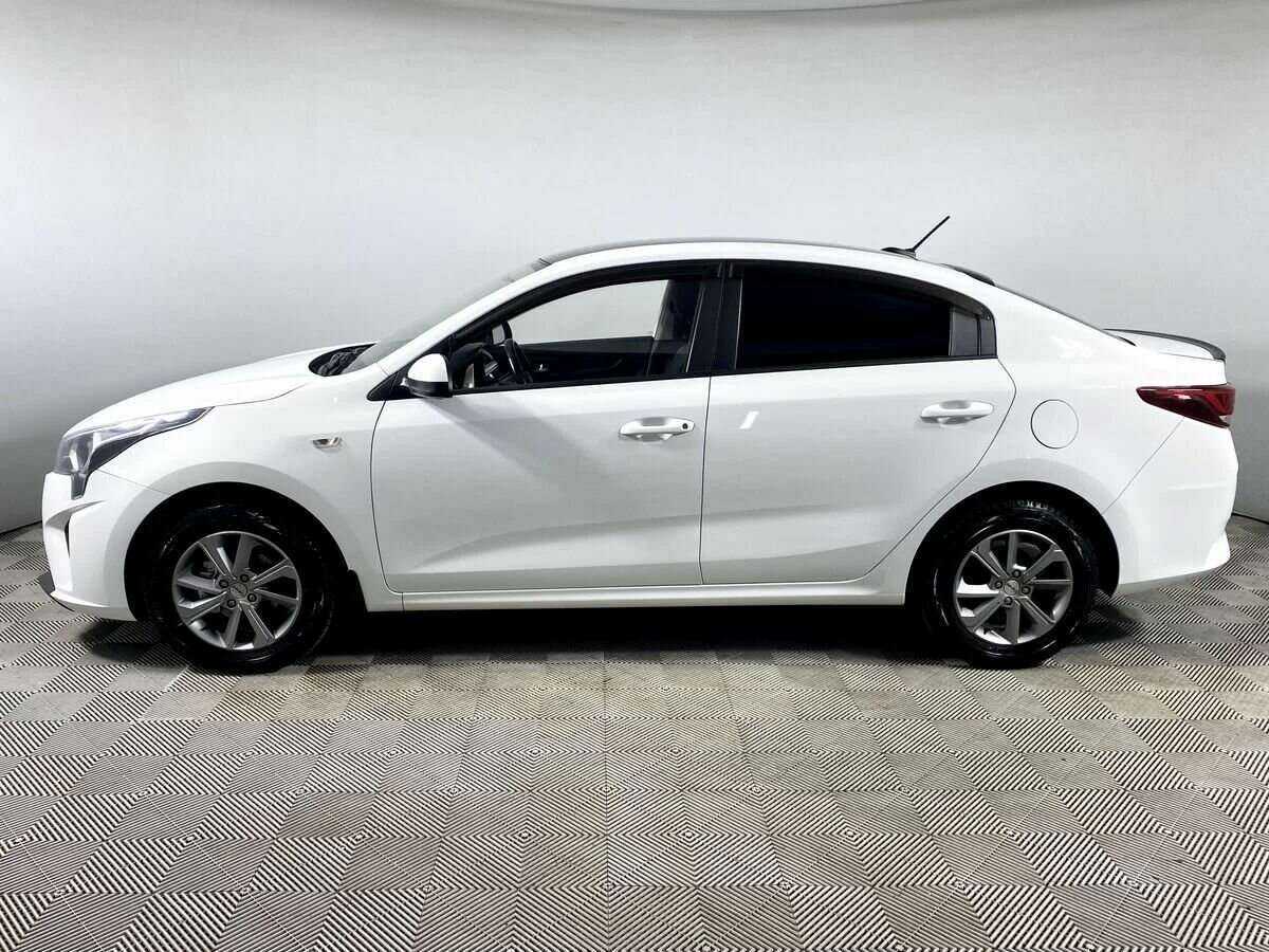 Kia Rio с пробегом — 2021 год. Фото: #6