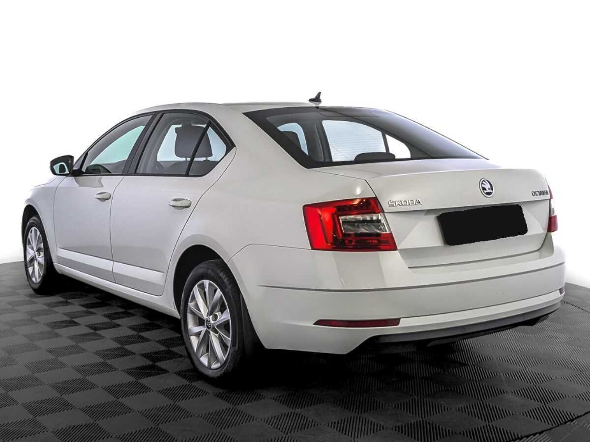 Skoda Octavia с пробегом — 2017 год. Фото: #6