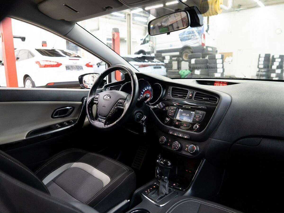Kia Ceed с пробегом — 2014 год. Фото: #16