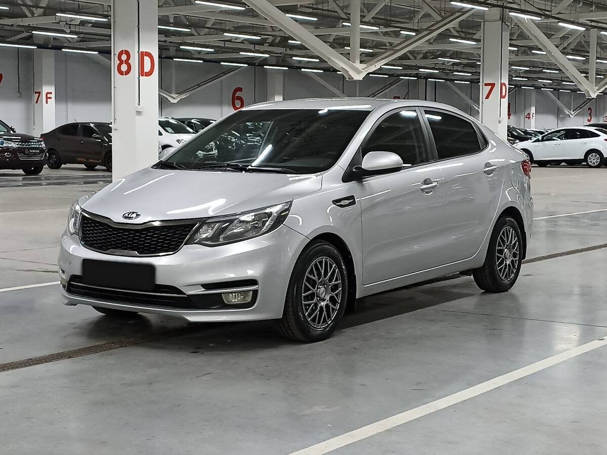 Kia Rio с пробегом — 2015 год. Фото: #0
