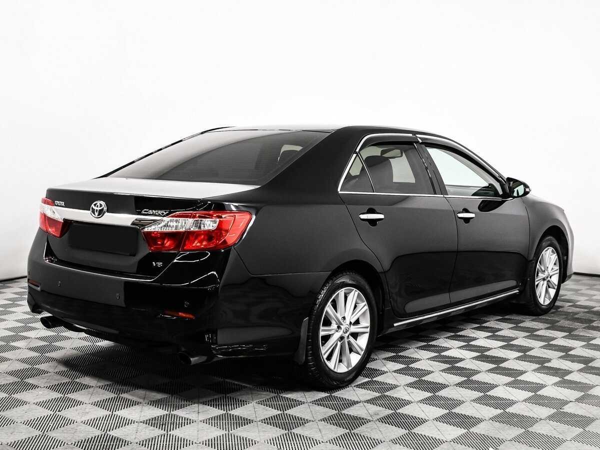 Toyota Camry с пробегом — 2013 год. Фото: #4
