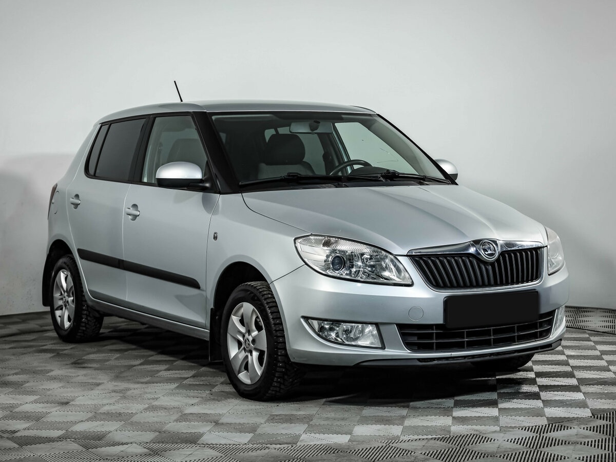 Skoda Fabia с пробегом — 2014 год. Фото: #2