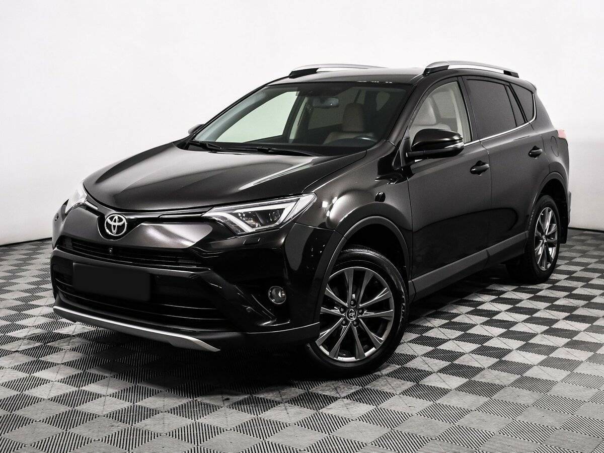 Toyota RAV4 с пробегом — 2015 год. Фото: #0