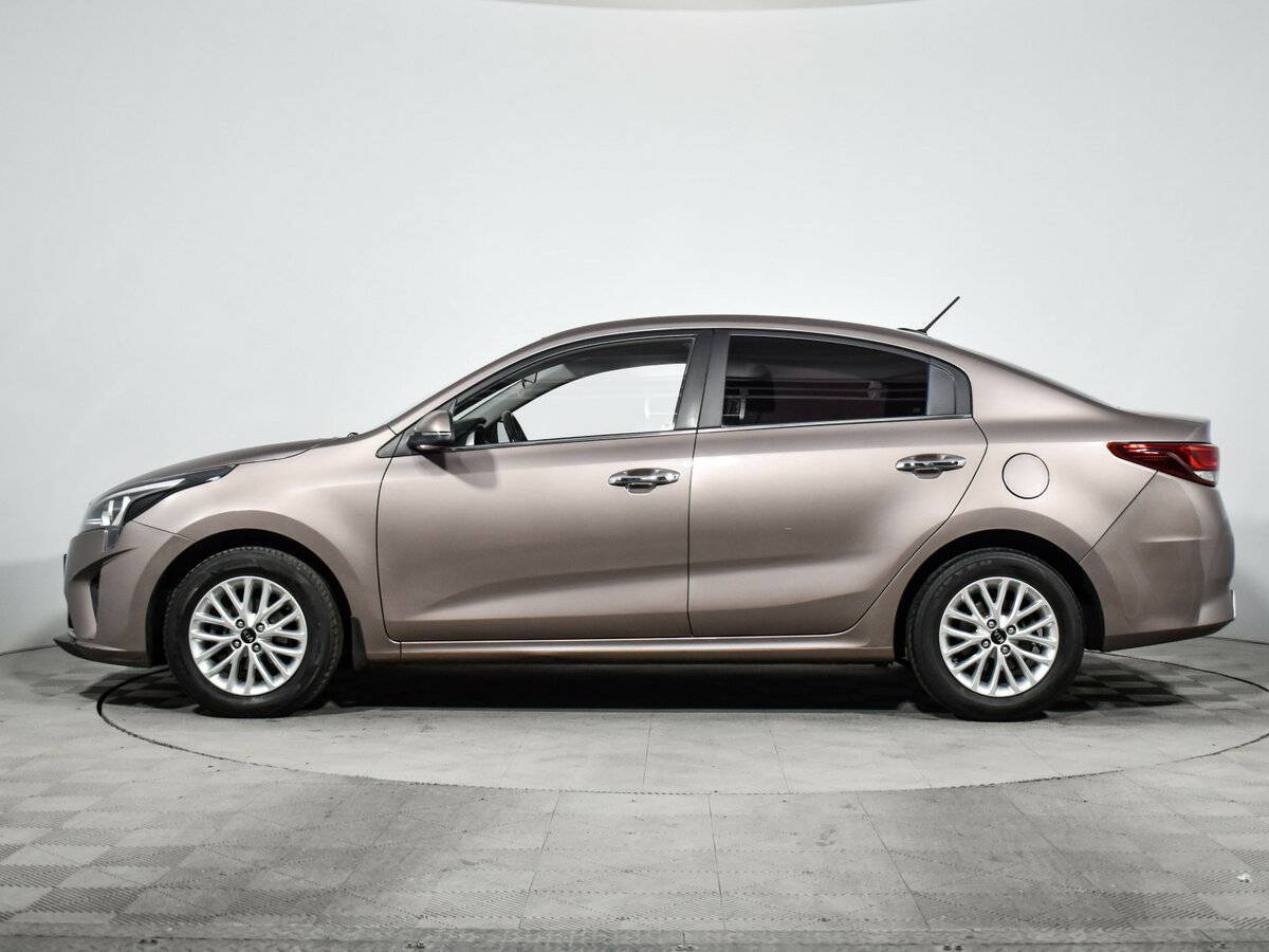 Kia Rio с пробегом — 2020 год. Фото: #6