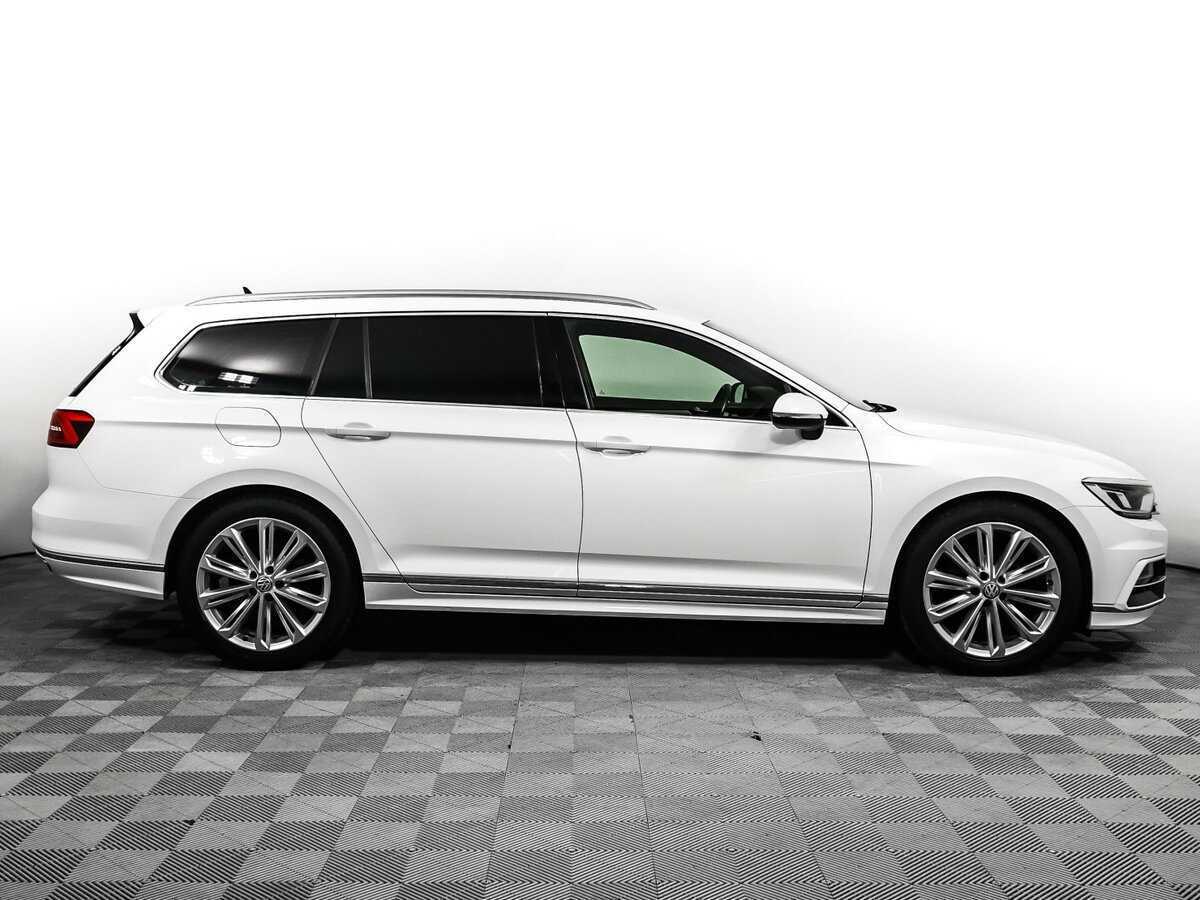 Volkswagen Passat с пробегом — 2019 год. Фото: #3