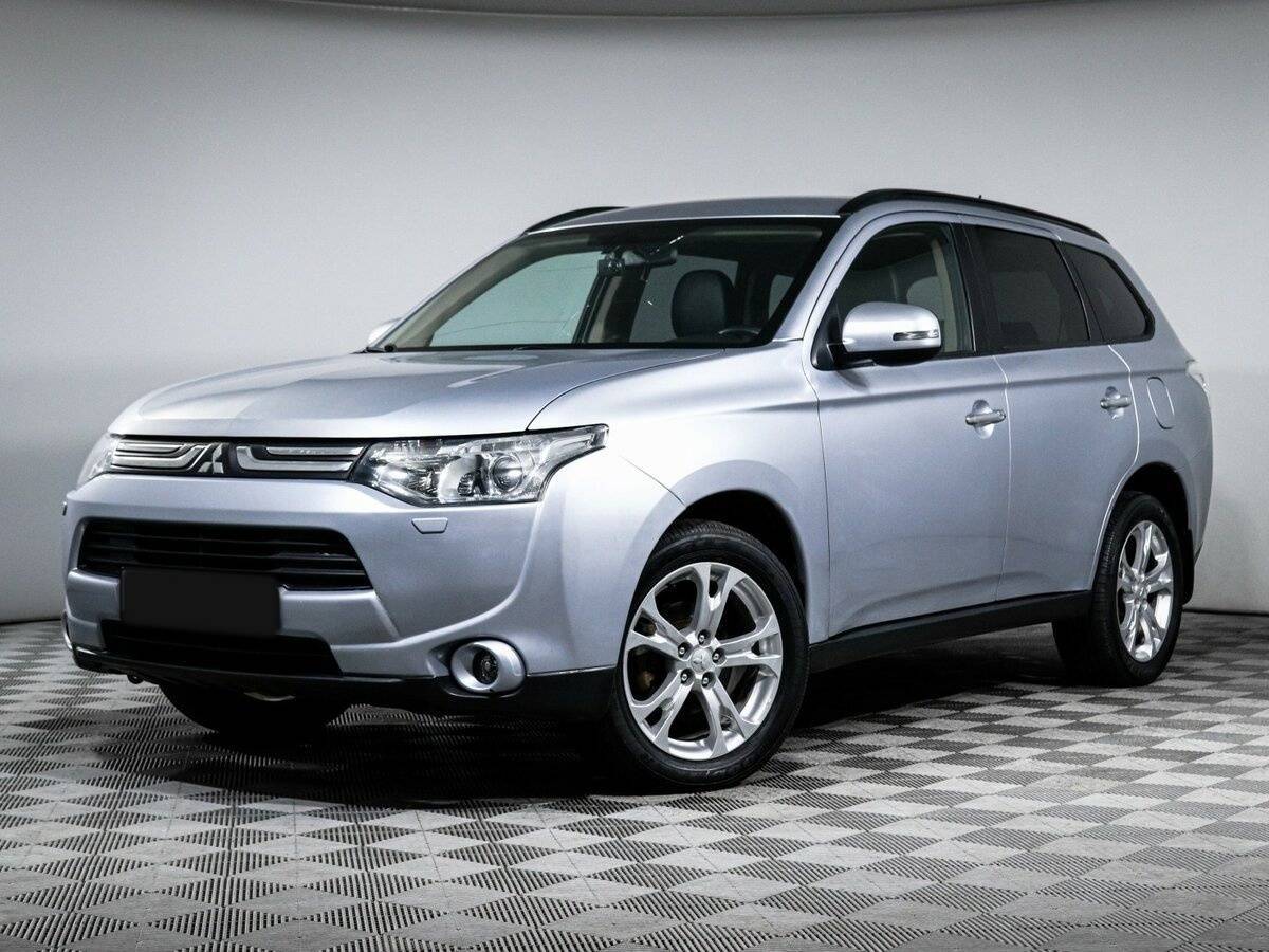 Mitsubishi Outlander с пробегом — 2012 год. Посмотреть фото