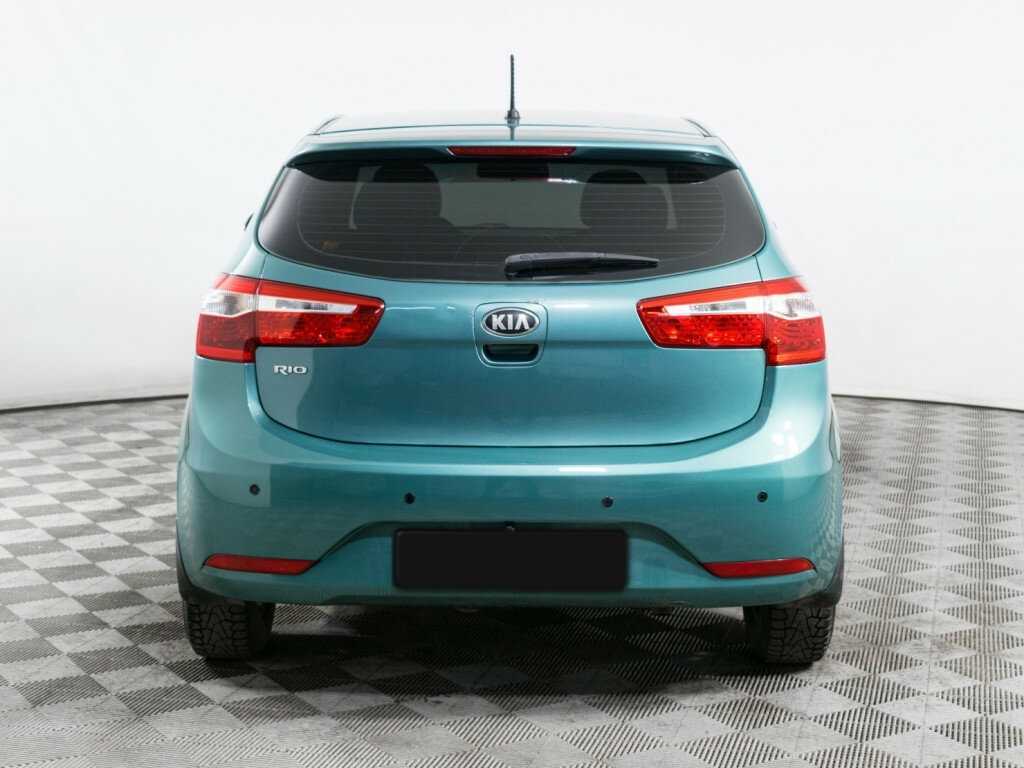 Kia Rio с пробегом — 2013 год. Фото: #4
