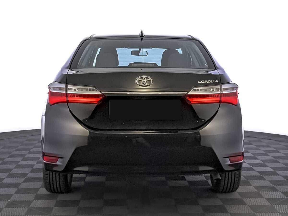 Toyota Corolla с пробегом — 2017 год. Фото: #5