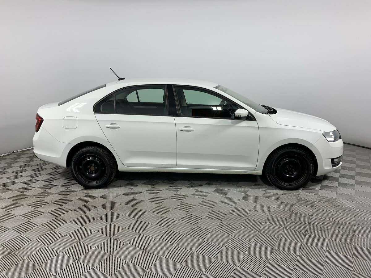 Skoda Rapid с пробегом — 2019 год. Фото: #3