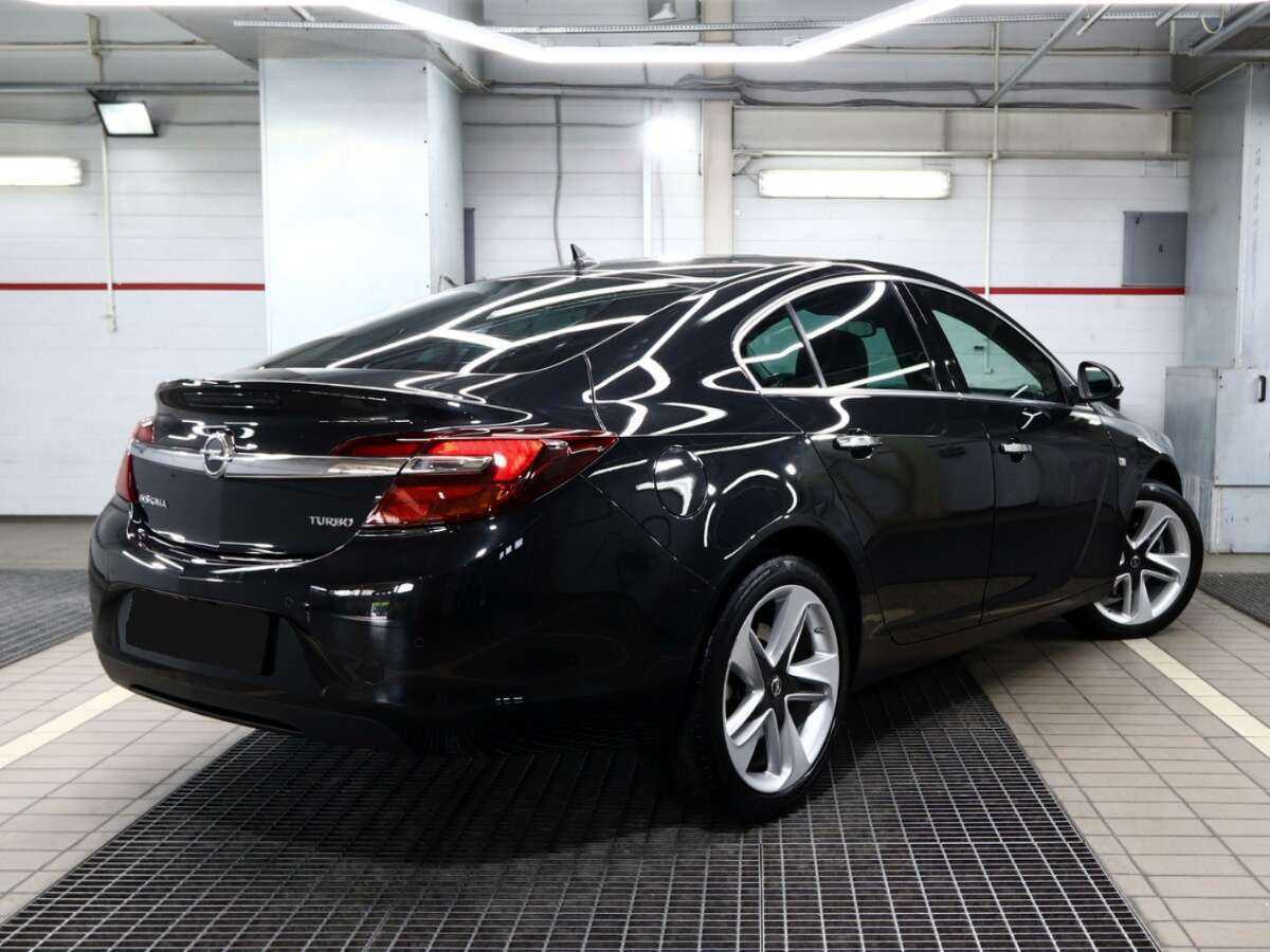 Opel Insignia с пробегом — 2014 год. Фото: #2